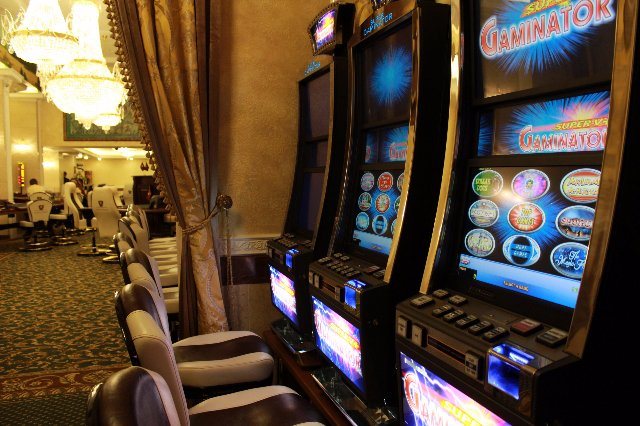 Играть в онлайн казино на автоматах