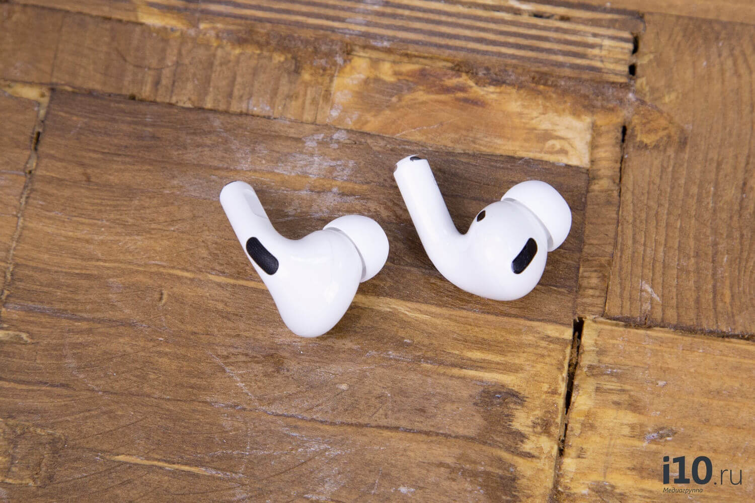 Как бесплатно заменить насадки для AirPods Pro