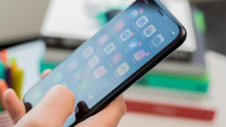 На Apple подали в суд из-за проблем со связью у iPhone XR