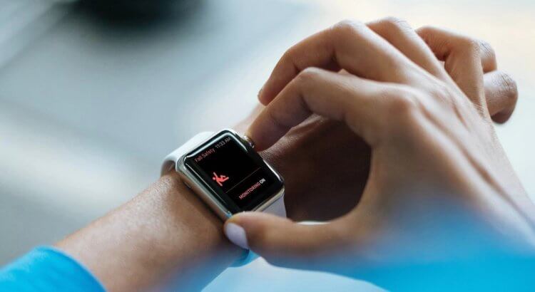 Apple хочет, чтобы Apple Watch начали спасать больше жизней. Как ей это удастся