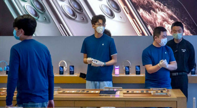 Apple открыла первые Apple Store, но теперь они работают совсем по-другому