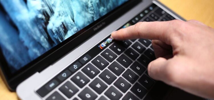 Apple добавит Thunderbolt в Mac с Apple Silicon, но может отказаться от Touch Bar