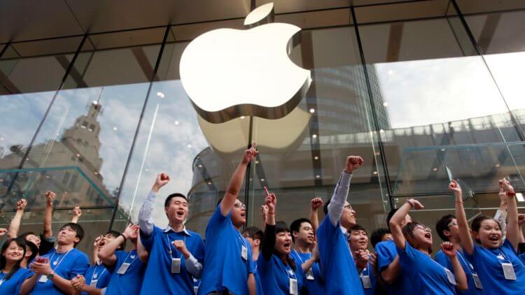 Китай обещает отказаться от техники Apple в случае блокировки WeChat
