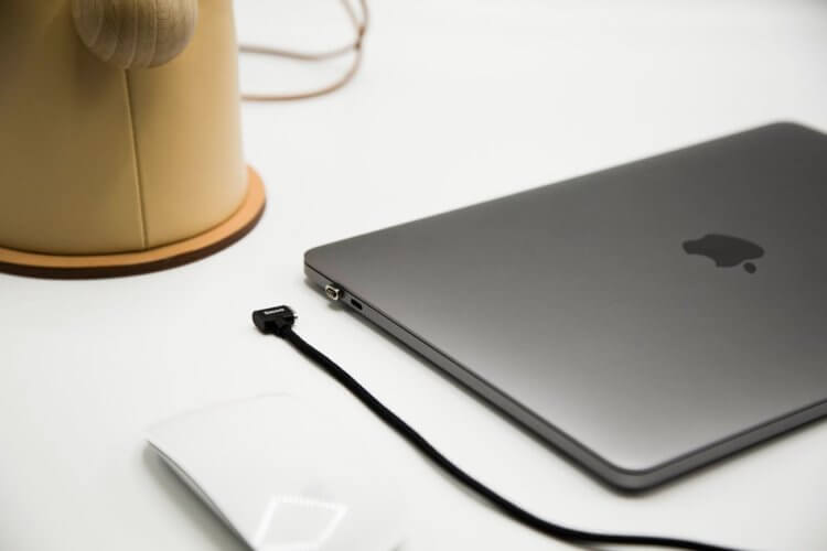 Apple хочет вернуть магнитную зарядку в MacBook Pro. Зачем?