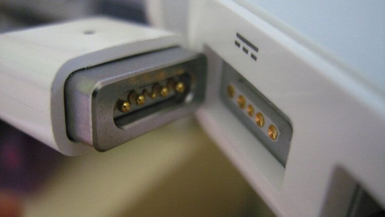 HDMI и слот для SD карт в MacBook Pro 2021 — это как минимум странно