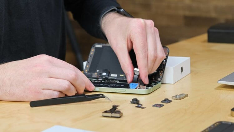 Apple начала публиковать оценки ремонтопригодности своих устройств. Как посмотреть
