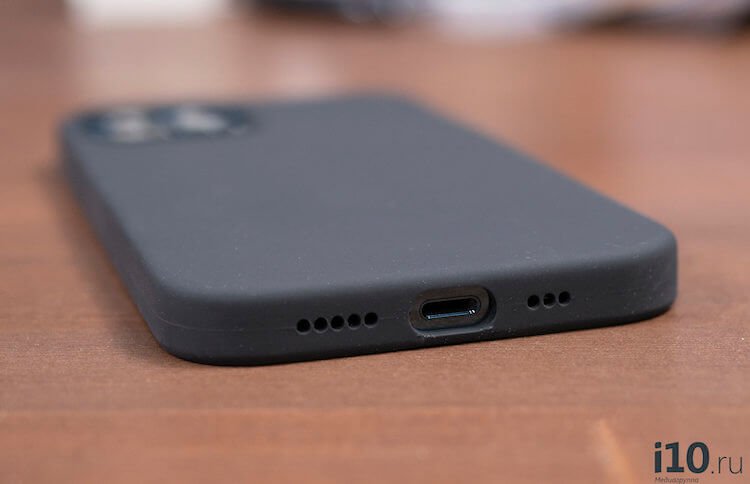 Чехол для iPhone 12 с поддержкой MagSafe и надежной защитой