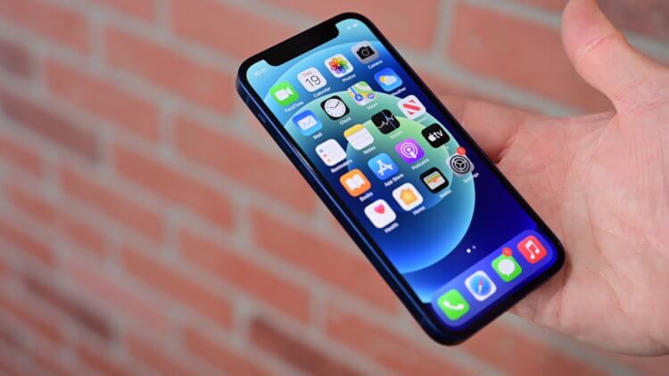 Как Samsung может наказать Apple за низкие продажи iPhone 12 mini